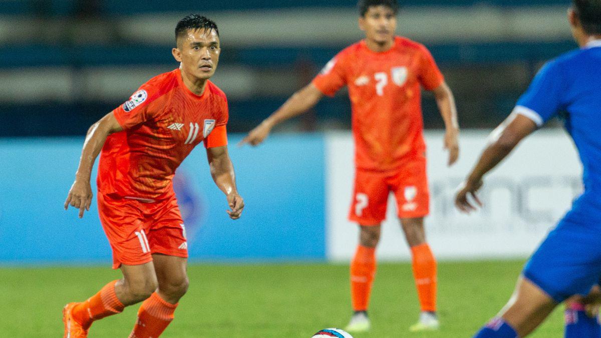 SAFF Championship: Sunil Chhetri, Mahesh Singh combine to help