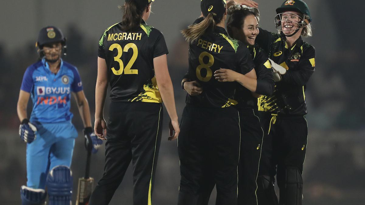 Harris, Gardner unleash carnage as Australia seals 4-1 series win over India