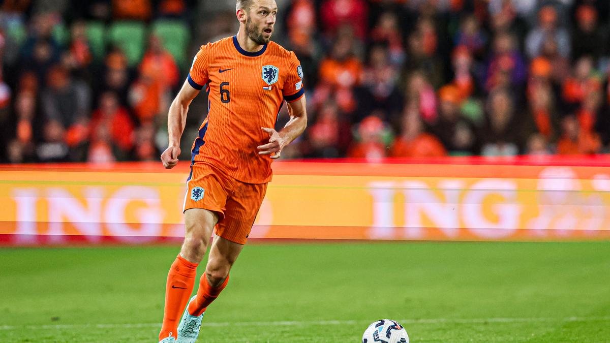 Seleção holandesa para amistosos antes da Copa do Mundo: de Vrij e Hato retornam à seleção; Wood e Lang incluídos apesar das lesões