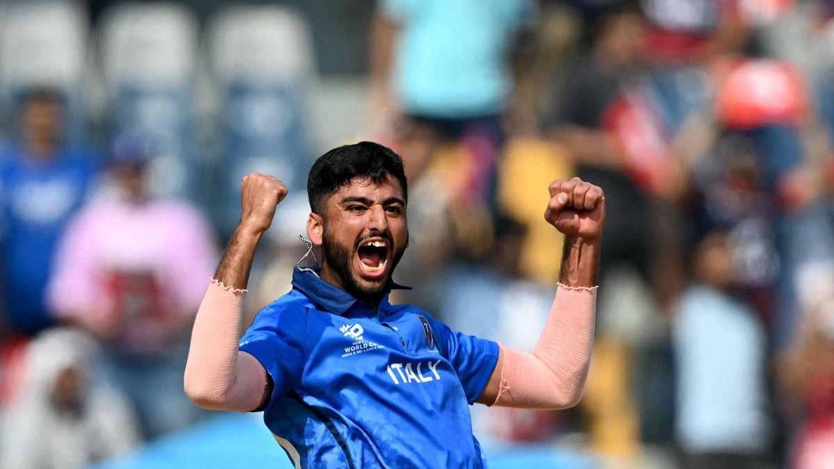 Nepal vs Italy LIVE Score, T20 World Cup 2026: Airee, Lokesh fall cheaply as Nepal slips to 5 down