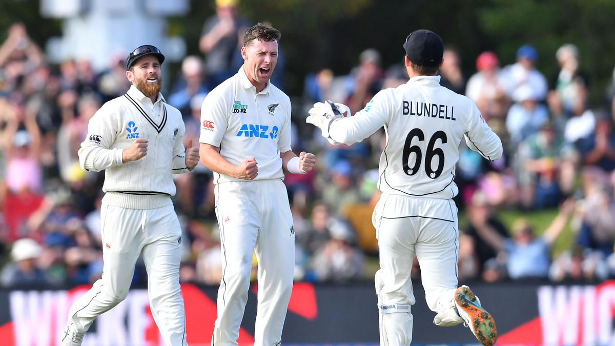 NZ vs AUS, 2nd Test: Late bowling fireworks from New Zealand rocks Australia’s run chase