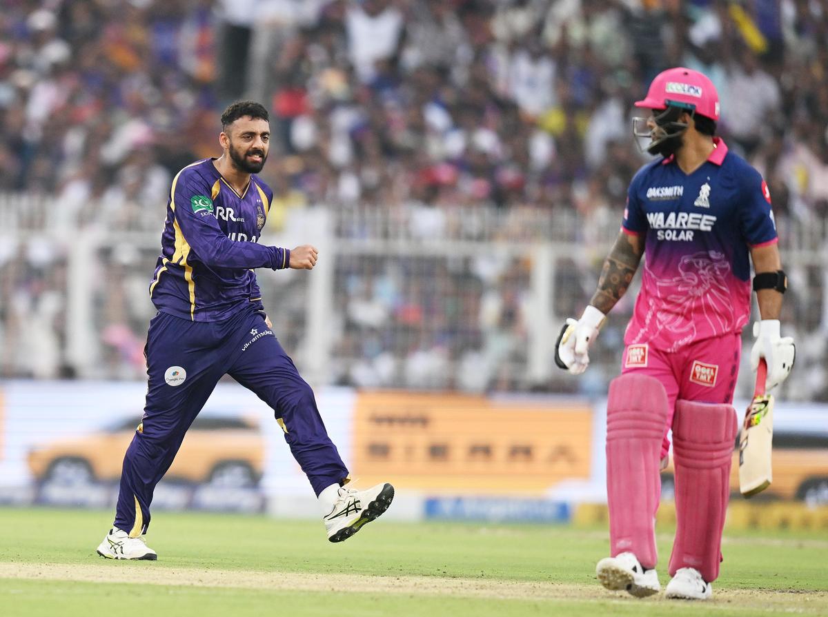 Varun Chakaravarthy terminou com números de 3/14 contra o Royals.