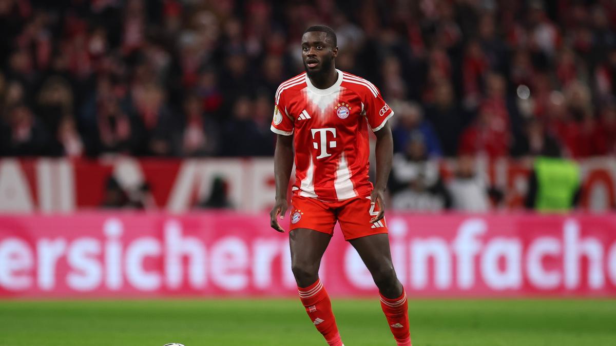 Bundesliga 2025-2026: Dayot Upamecana estendeu seu contrato com o Bayern de Munique até 2030