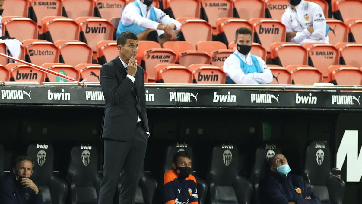 La Liga: Valencia sacks coach Gracia after Barca defeat