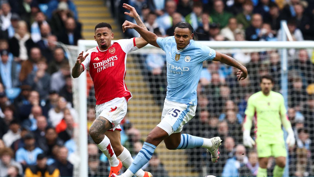 Manchester City’s Akanji queries lack of yellow cards in Arsenal clash