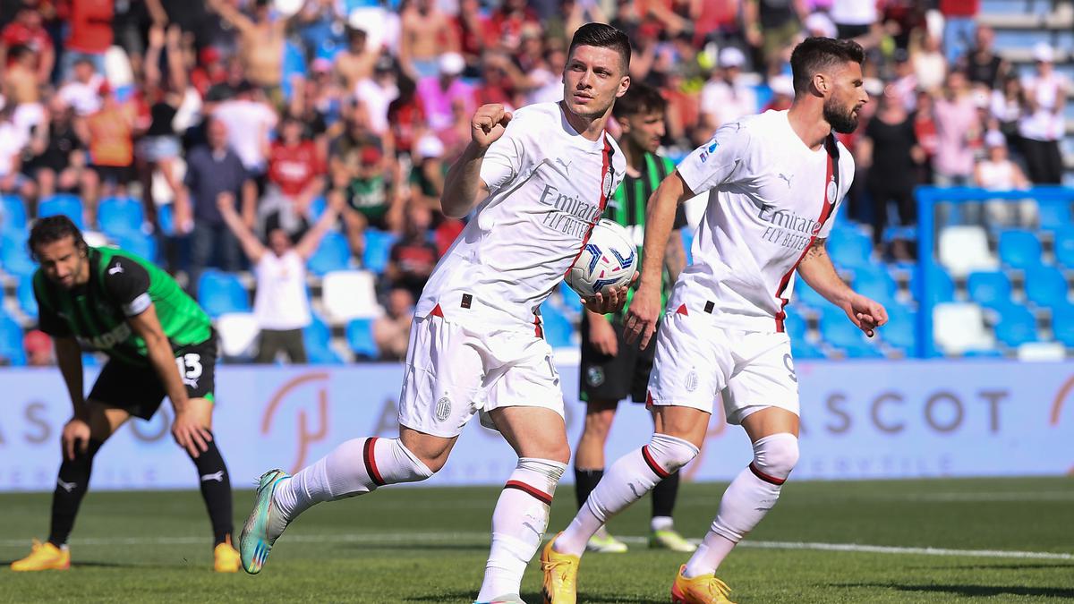 Serie A: AC Milan held by Sassuolo in thriller as Inter close in on title