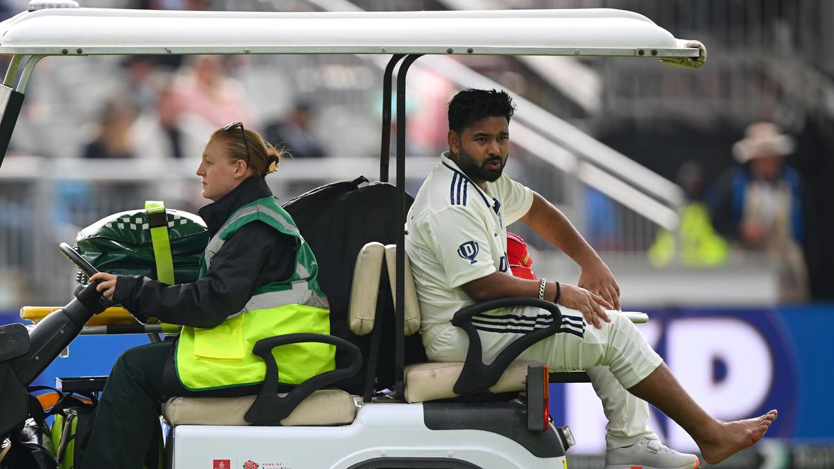 IND vs ENG, 4th Test: Rishabh Pant retired hurt — Can he bat again?