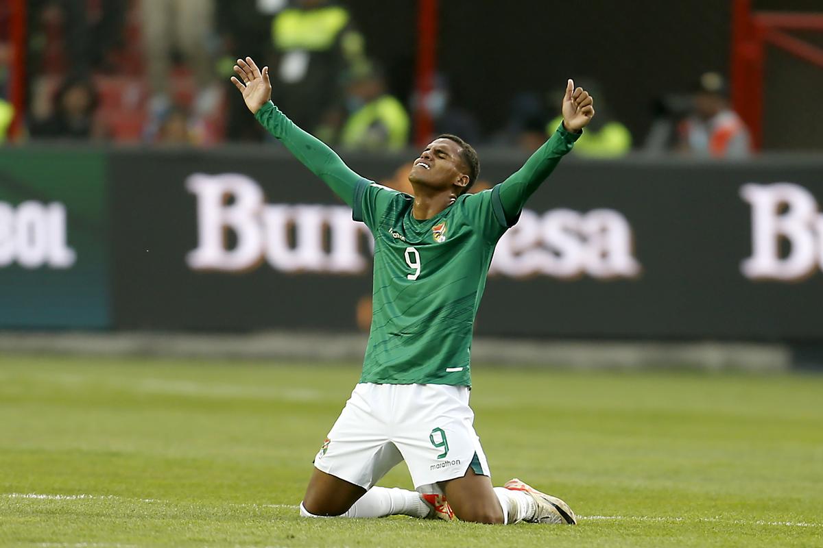 Enzo Monteiro of Bolivia celebrates after scoring the team’s fourth goal during the FIFA World Cup 2026 Qualifier match against Venezuela at Estadio Municipal De El Alto.