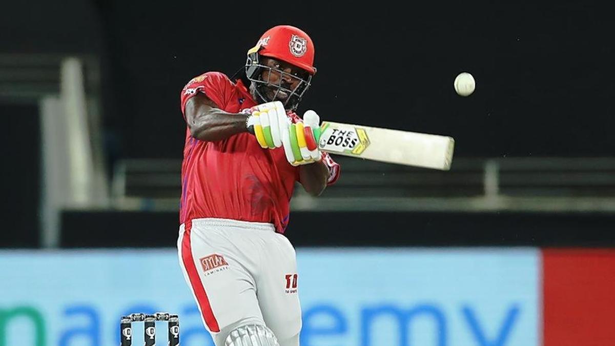 IPL 2026: Who has the most number of sixes in an IPL season?