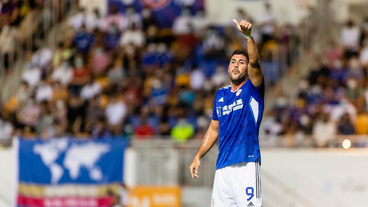 ISL 2025-26: Kerala Blasters contrata o atacante Victor Bertomeu antes da nova temporada