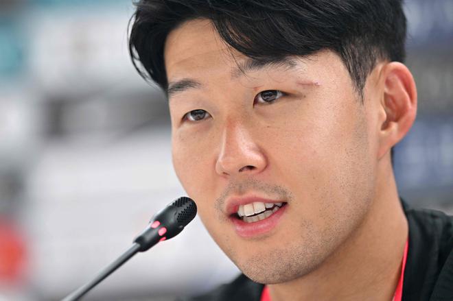 South Korea's Son Heung-min speaks during a press conference after a training session at Al Egla Training Site 5 in Doha on November 16, 2022, ahead of the Qatar 2022 World Cup football tournament. (Photo by Jung Yeon-je / AFP)