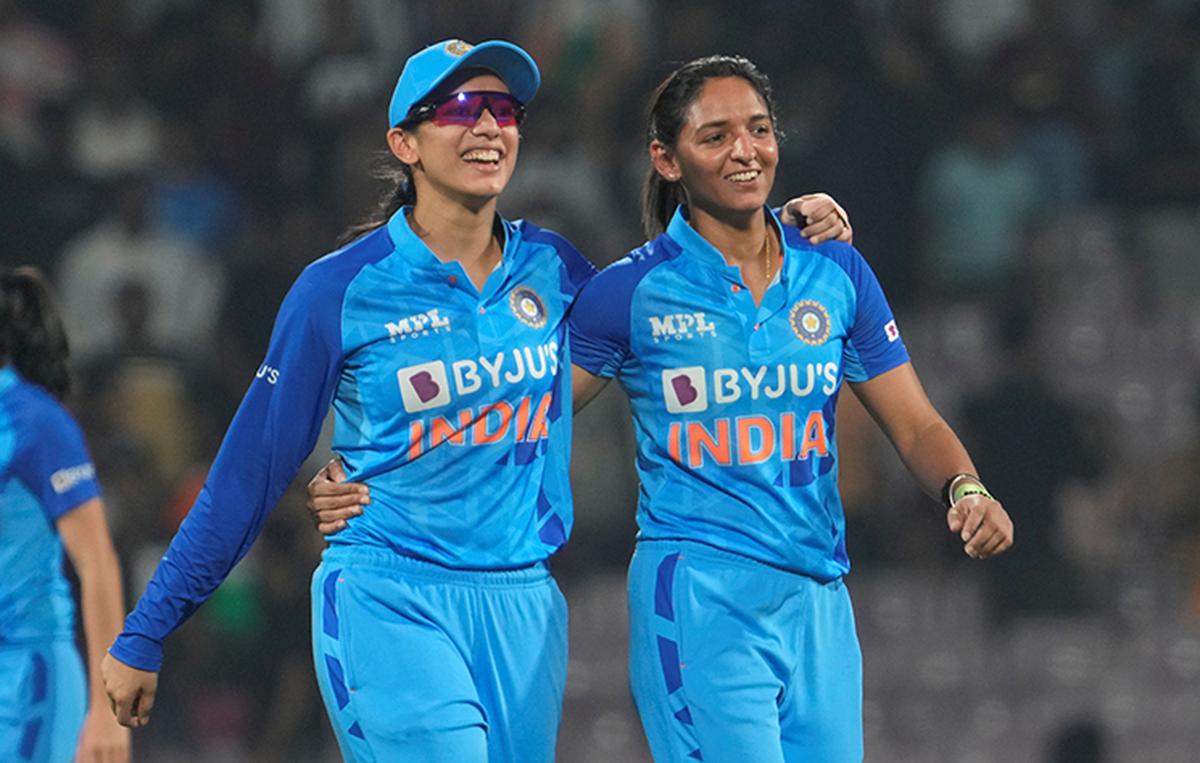 Smriti Mandhana (left) will lead the team at the Asian Games with Harmanpreet Kaur (right) serving a two-match ban.