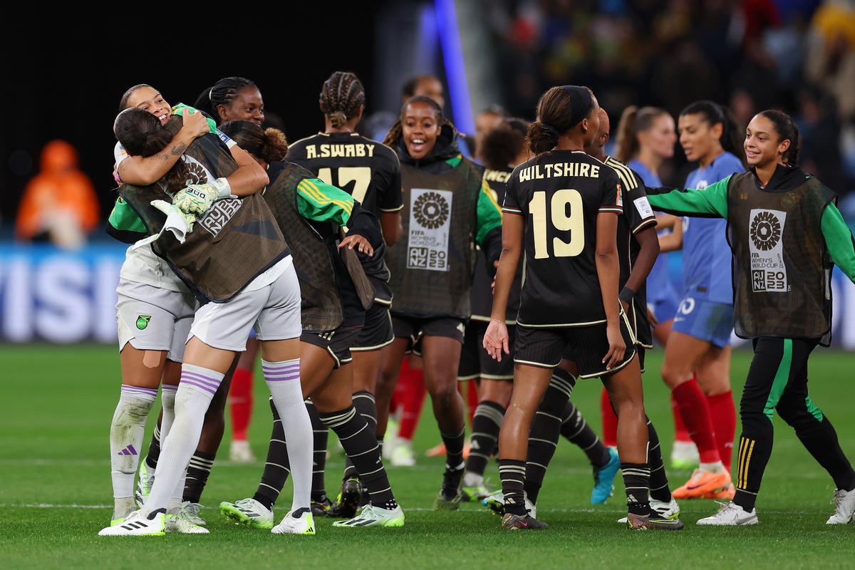 Jamaica players celebrate the scoreless draw in the FIFA Women’s World Cup Australia & New Zealand 2023 Group F match between France and Jamaica at Sydney Football Stadium on July 23, 2023 in Sydney, Australia. 