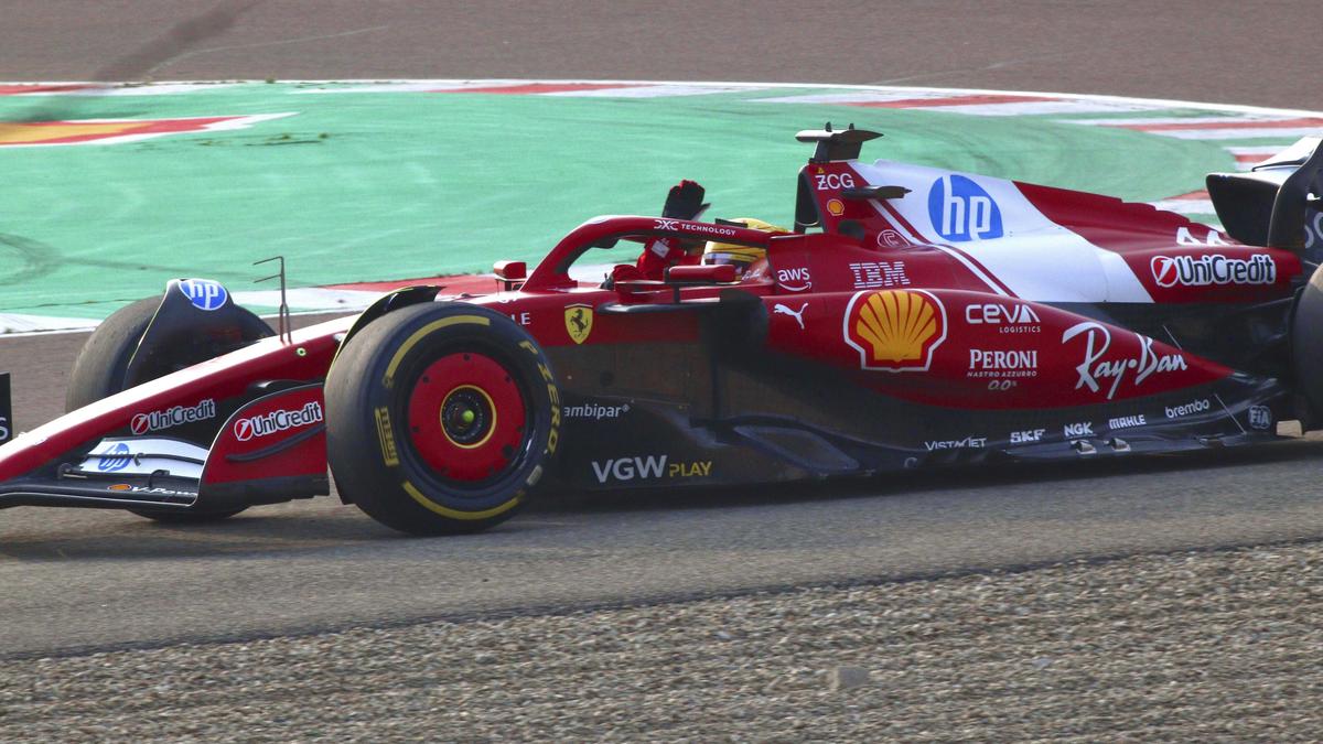 F1 2025: Hamilton and Leclerc do first laps in new Ferrari SF-25