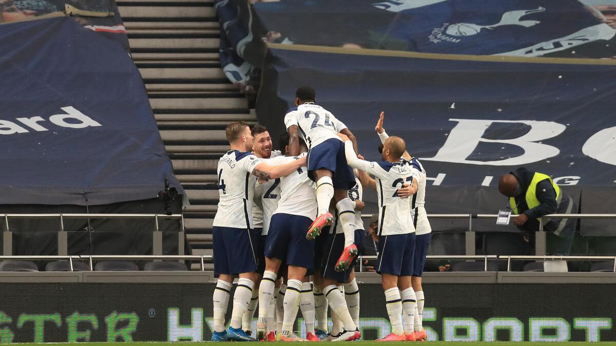 Son Heung-min penalty gives Tottenham top-four boost