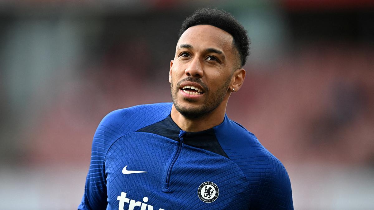 Aubameyang leaves Chelsea to join Marseille