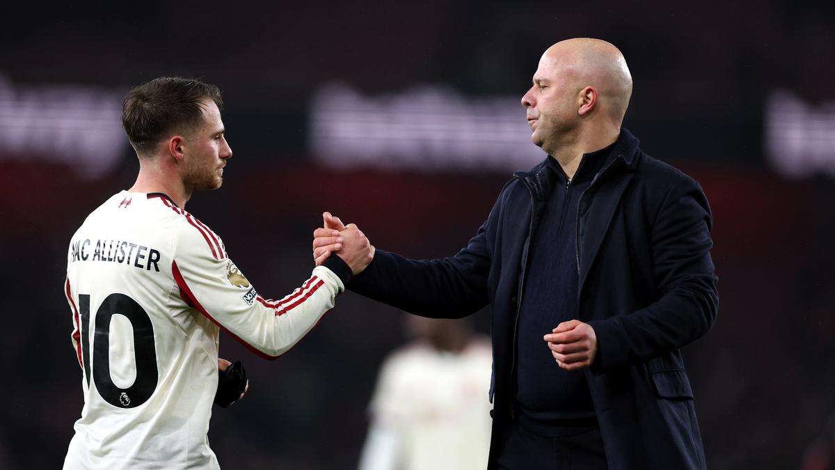 Premier League 2025-26: Slott, técnico do Liverpool, encorajado pelo retorno de Mack Allister à boa forma