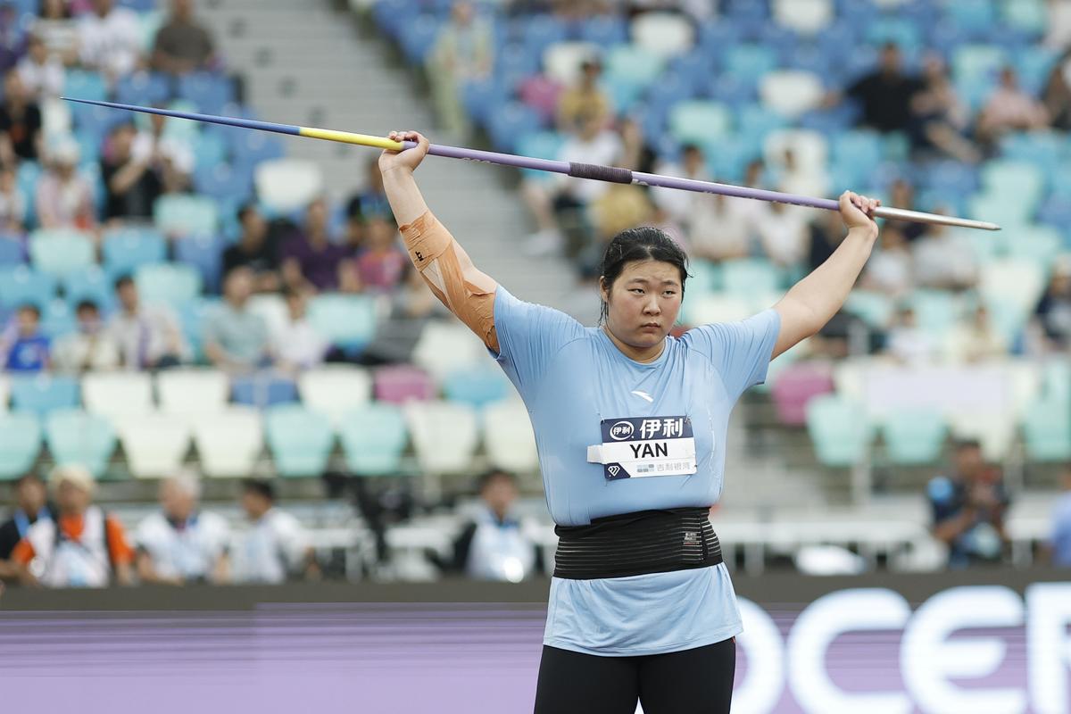 China’s Yan Ziyi recorded the second longest javelin throw by a woman at ⁠71.74m.