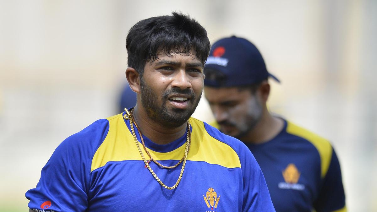 Former Karnataka pacer Akshay passes away due to heart attack while playing Division III match