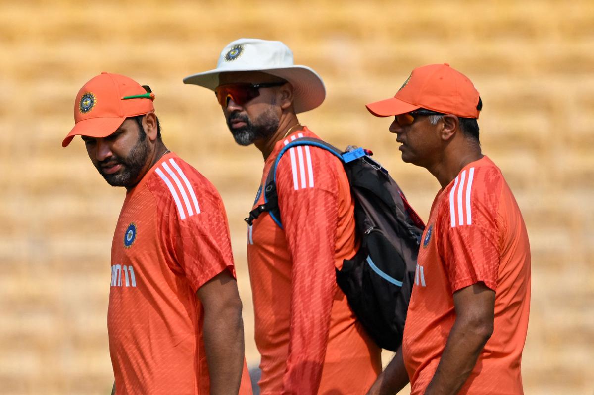 World Cup 2019: Kohli gives 8/10 for Orange jersey as kids turn