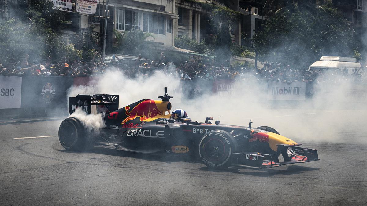 David Coulthard dazzles Mumbai in Red Bull’s iconic RB7