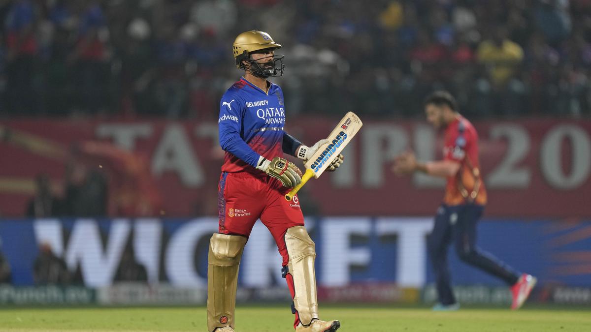 RCB vs DC: Dinesh Karthik records most ducks in IPL