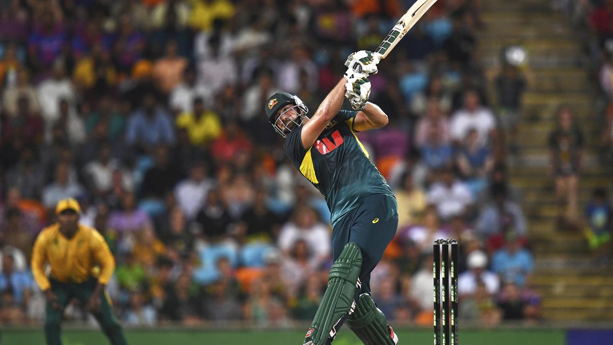 AUS vs IND, 3rd T20I LIVE updates: David, Stoinis fifties propel Australia to 186/6