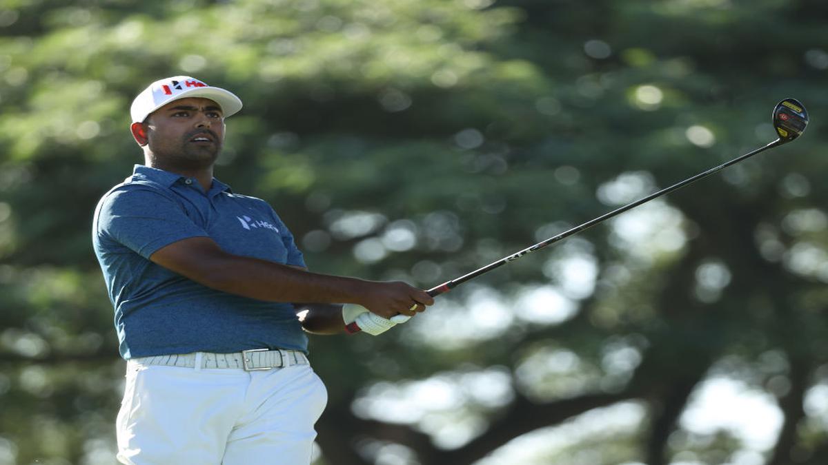 Lahiri makes modest start in Hawaii, in T-72 spot after Round 1