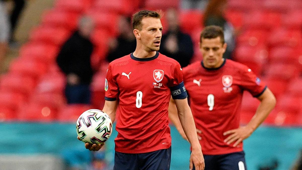 Vladimir Darida se aposenta para ajudar a República Tcheca a se classificar para a Copa do Mundo