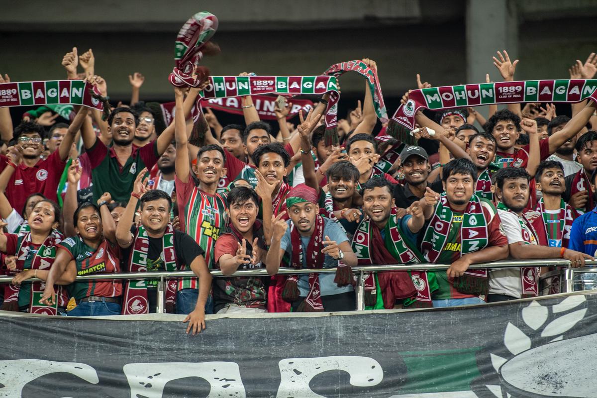 Mohun Bagan earned the rights for the drumroll, with the dhak, goals, and more.

Santanu Biswas/Focus Sports/ FSDL