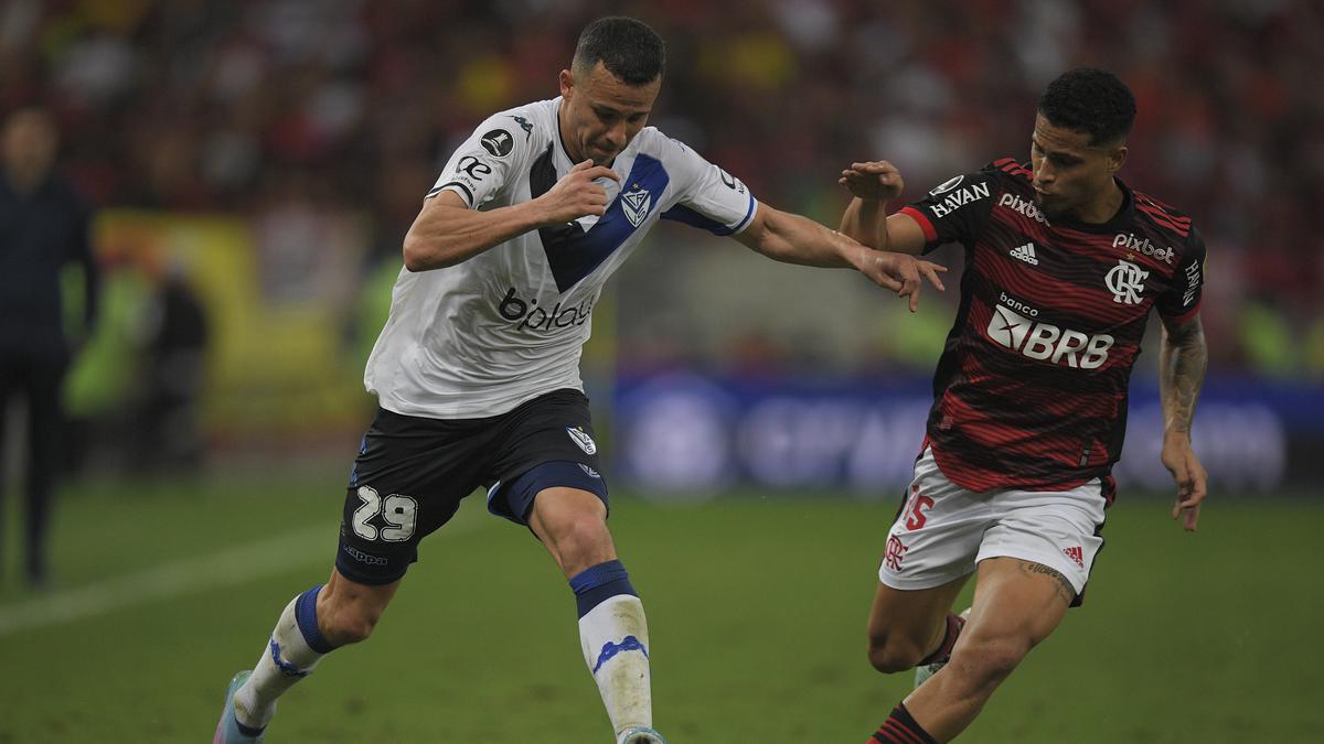 Velez Sarsfield fans violently attack club’s players at gunpoint after Godin’s last match