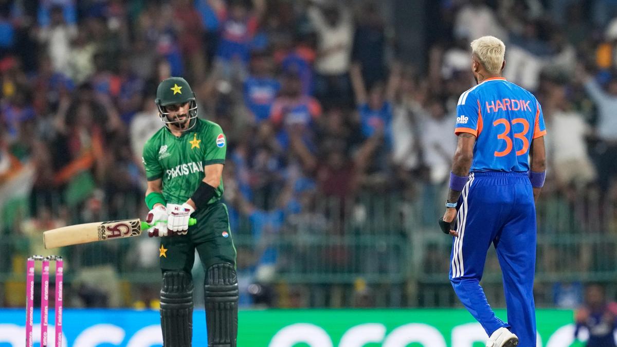 What is Pakistan’s lowest score in T20Is?