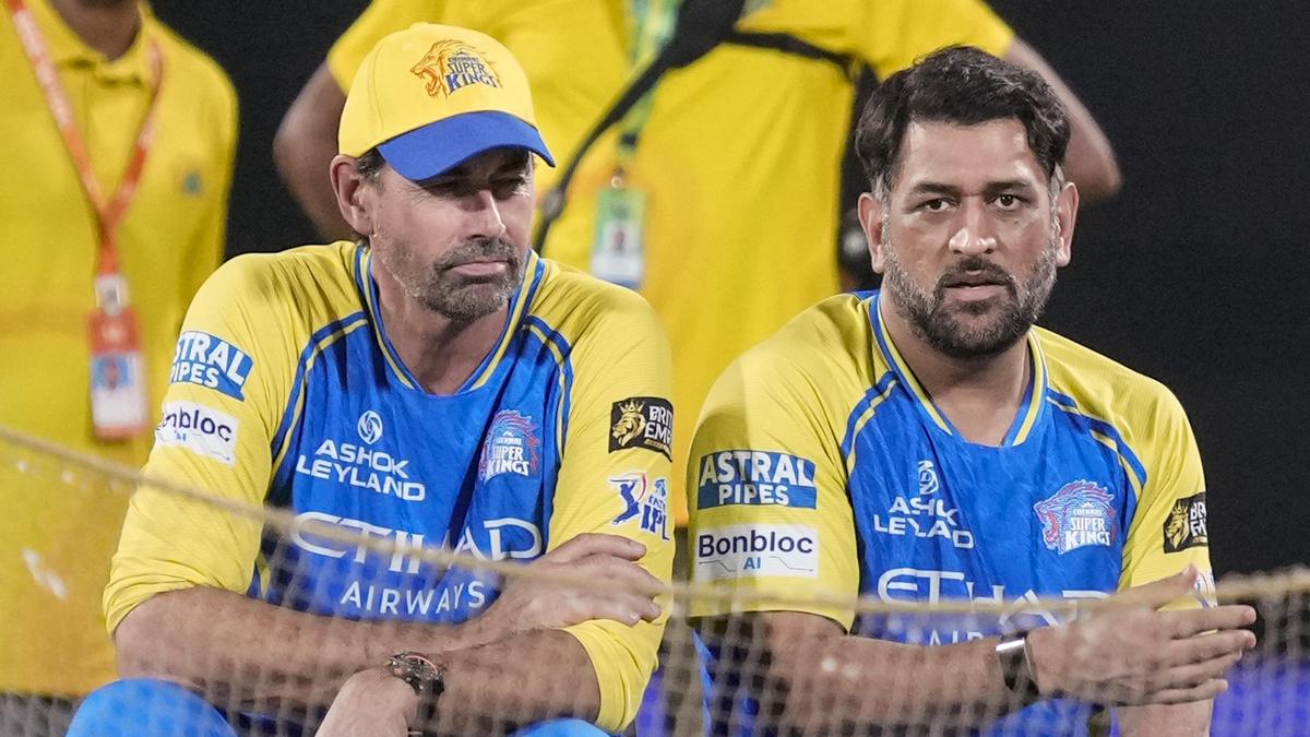 Dhoni’s return delayed after calf injury worsened, reveals CSK head coach Fleming