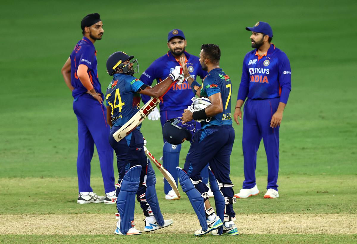 IND vs SL head-to-head record in T20Is India vs Sri Lanka most runs, wickets, stats