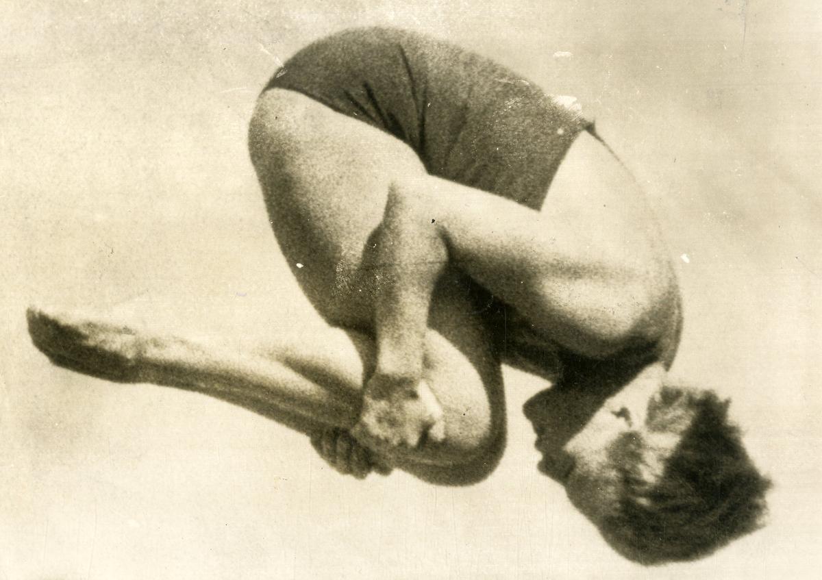 This is Ingrid Kraemer of Germany pictured winning the ladies’ high diving event of the 1960 Olympic Games. 