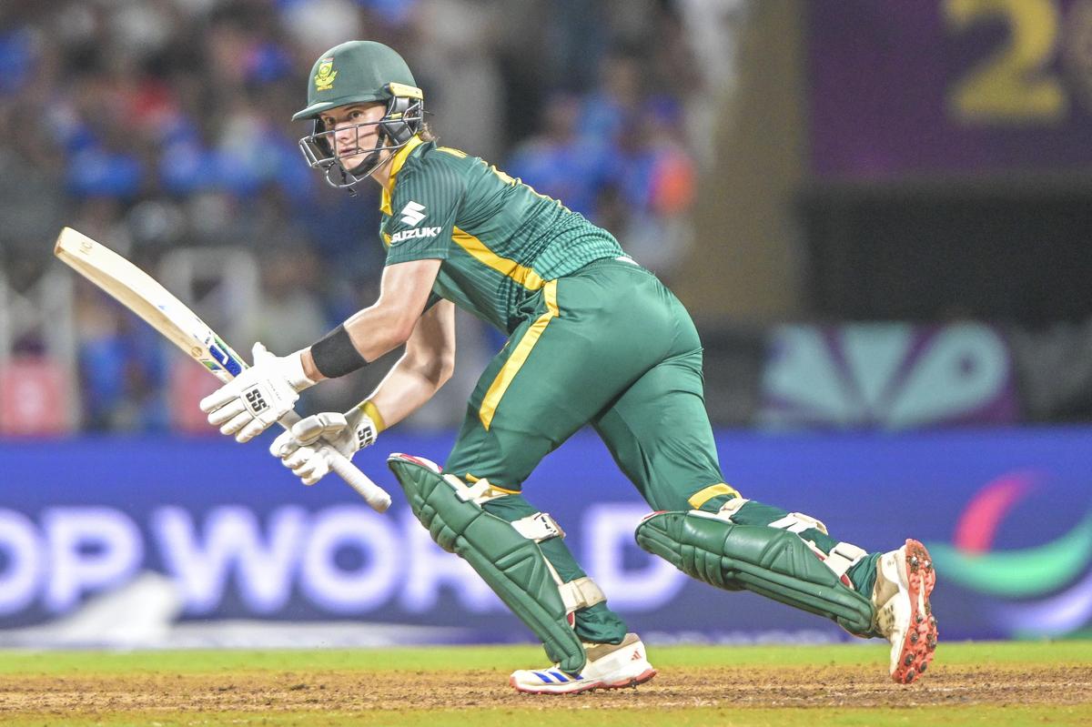 Chasing a stiff 299-run target, Laura Wolvaardt knew she needed to be the backbone of the fight. 