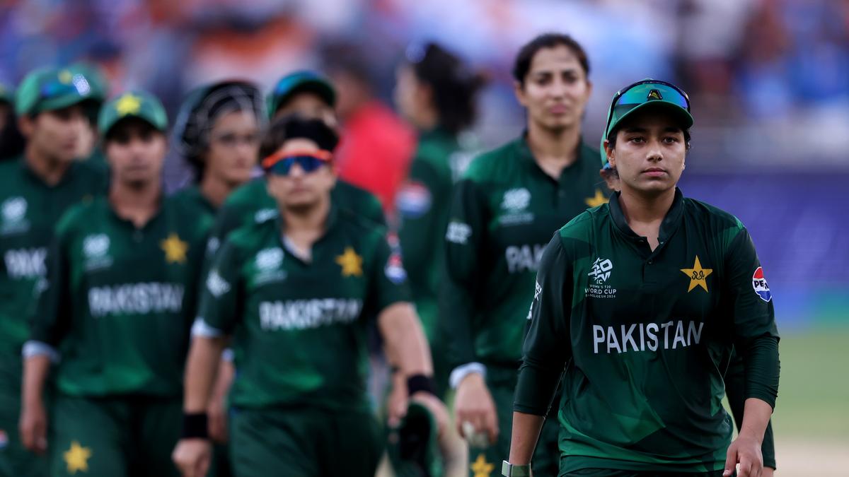 Women’s T20 World Cup 2024: Pakistan skipper Fatima Sana flies home after father’s demise