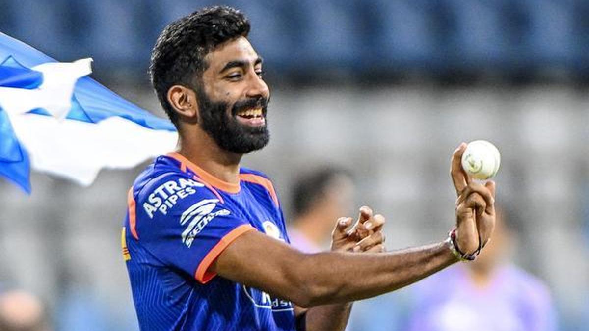 MI vs KKR IPL 2026 Live Score: Mumbai Indians kicks off season against Kolkata Knight Riders; KKR mired in injury concerns