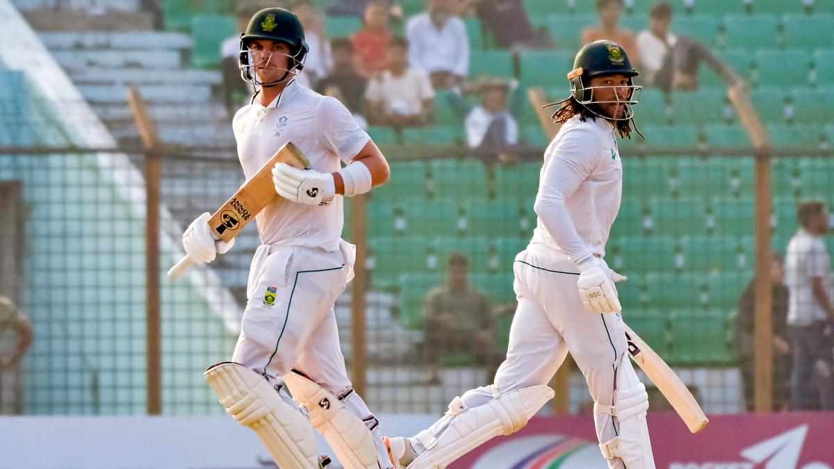 BAN vs SA, 2nd Test: Maiden tons by De Zorzi, Stubbs help South Africa dominates Bangladesh on Day 1