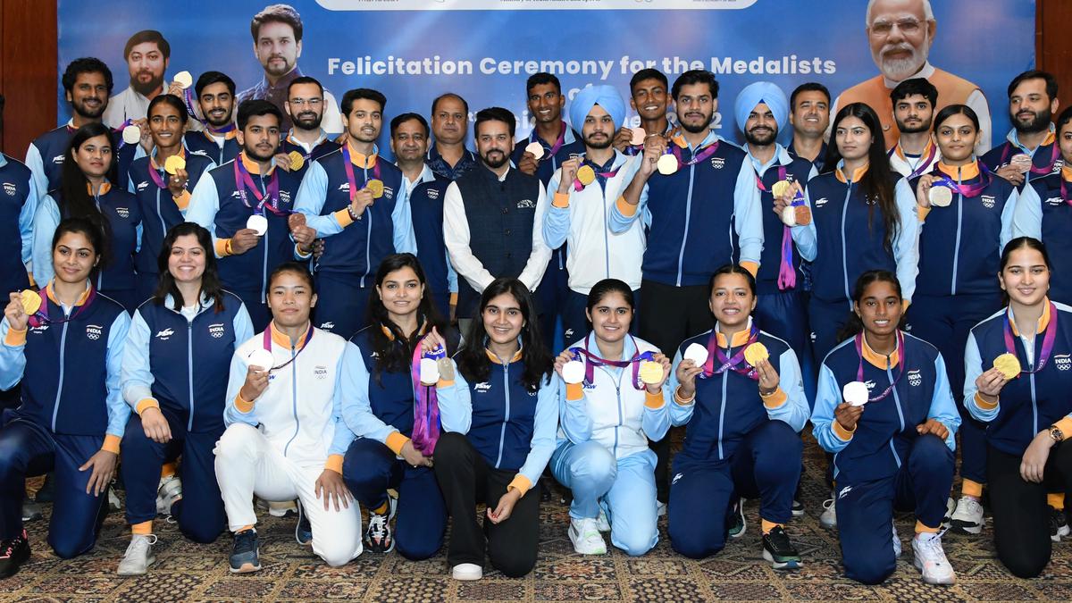 Sports Minister felicitates second batch of Asian Games 2023 medallists ...