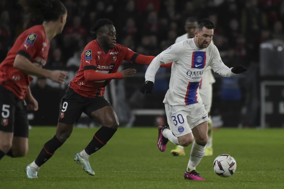 Rennes vs PSG LIVE score, Ligue 1: REN 1-0 PSG, Traore with opener; Mbappe  comes off bench - Sportstar