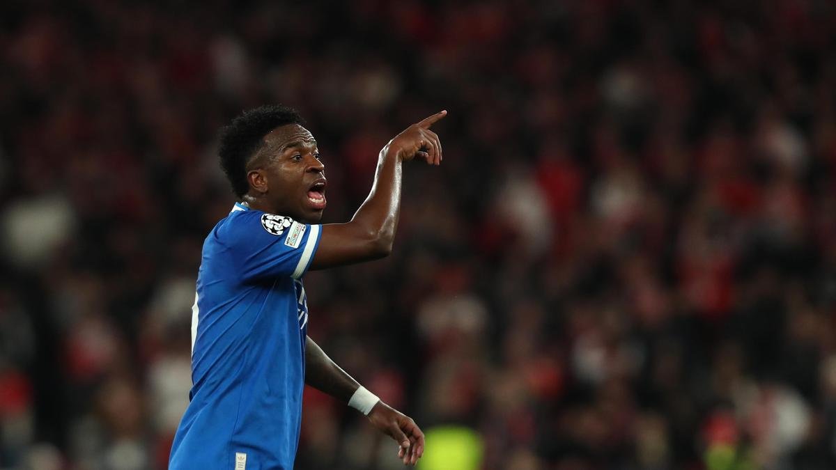 O Real Madrid apresenta à UEFA ‘provas disponíveis’ sobre alegados abusos racistas de Vinicius Junior