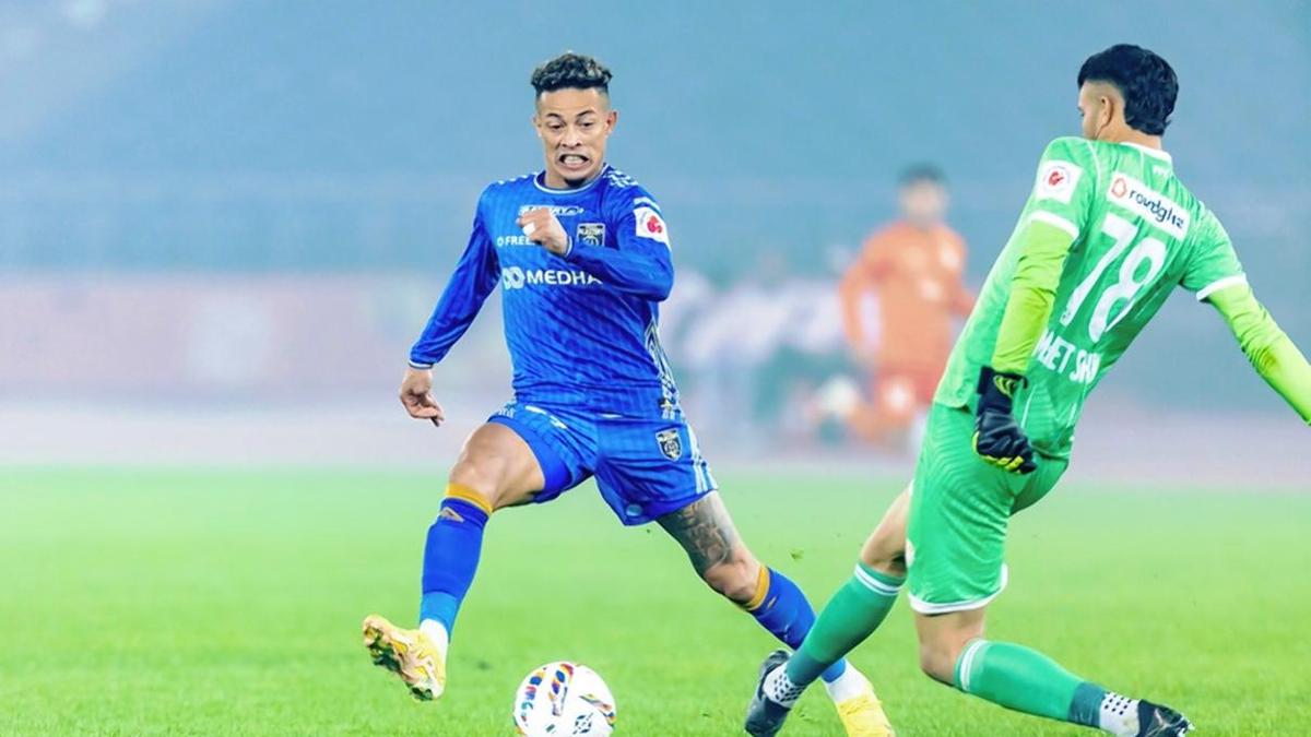 Noah Sadui deixa Kerala Blasters emprestado até o final da temporada 2025-26 Noah Sadui deixa Kerala Blasters emprestado até o final da temporada 2025-26