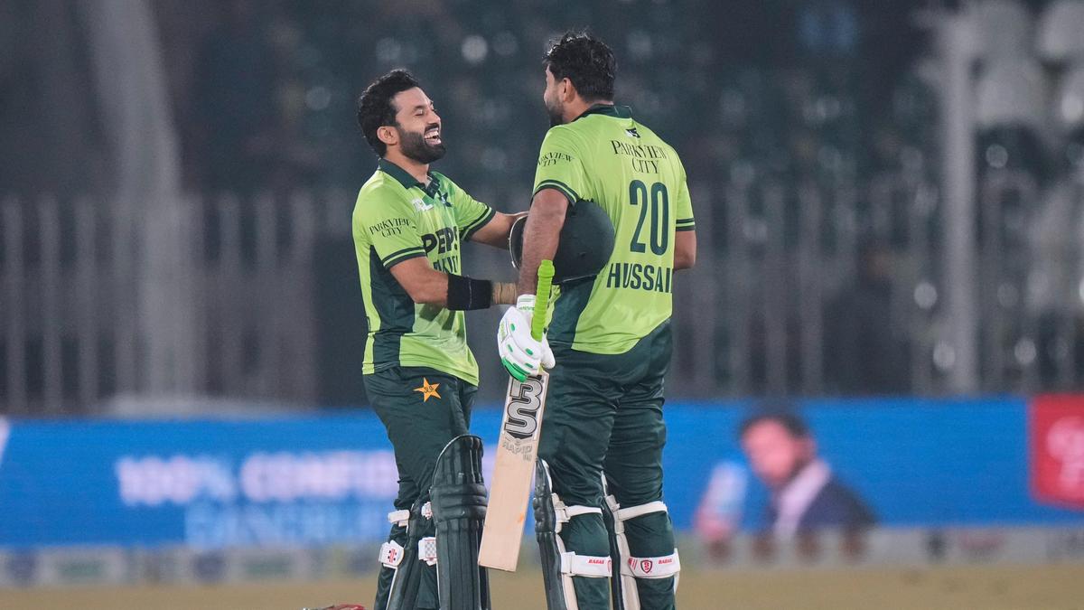 PAK vs SL, 3rd ODI: Pakistan beats Sri Lanka by six wickets to clinch series 3-0