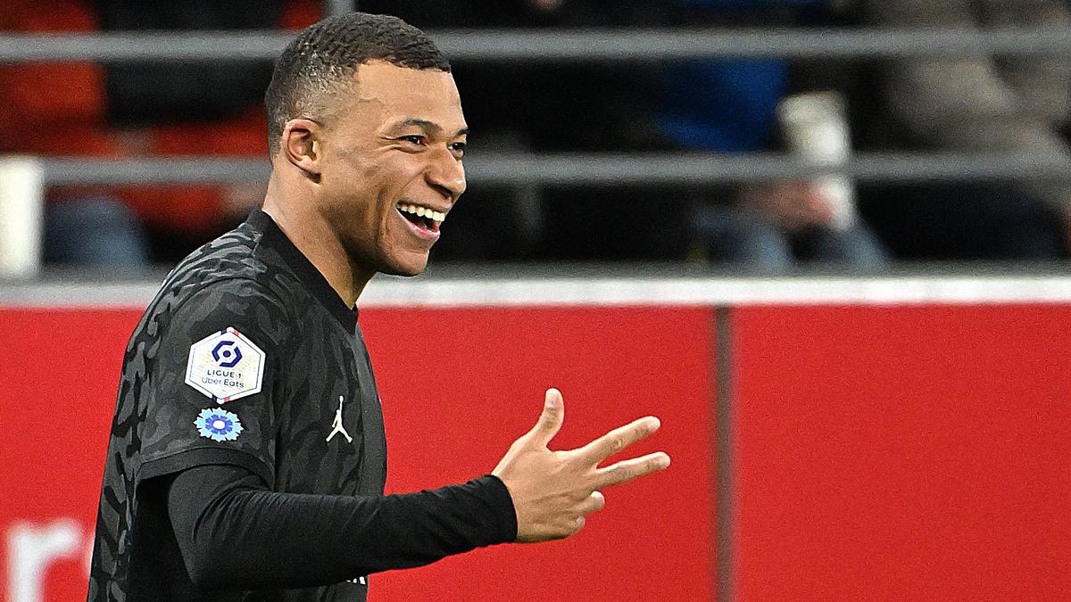 Ligue 1: Mbappe scores three as PSG beats Reims to move top of league