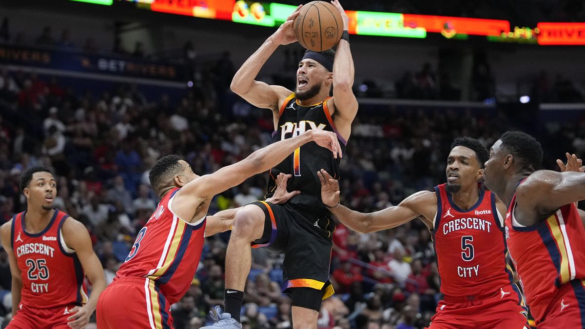 NBA Roundup: Suns Ride Devin Booker 52 to Victory, Tighten Playoff Race