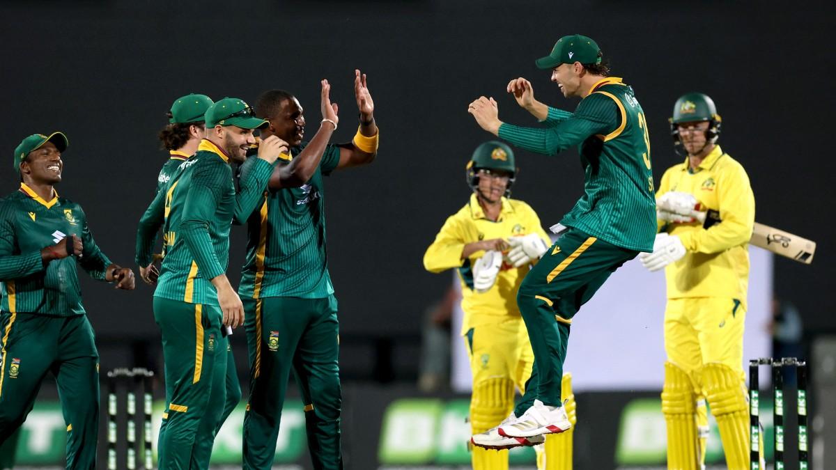 SA vs AUS, 2nd ODI: South Africa clinches series after Ngidi wrecks Australia
