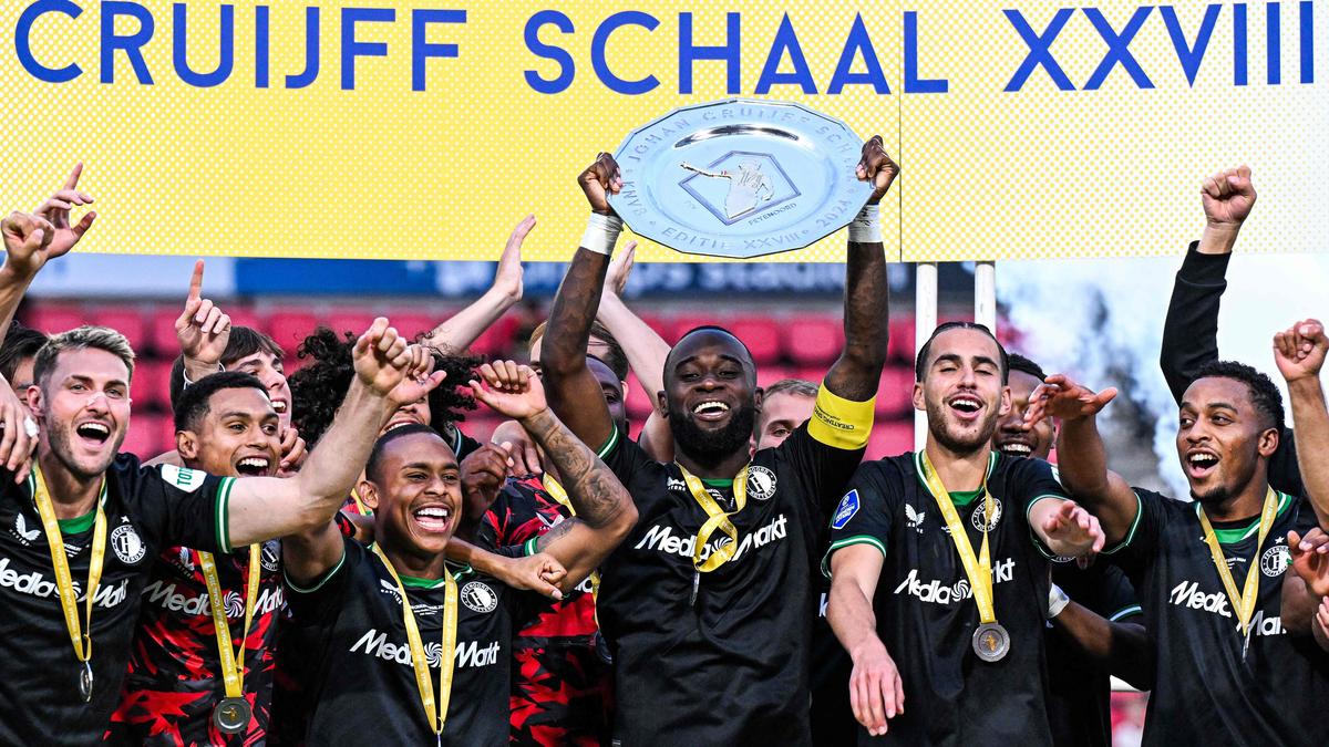 Feyenoord edges champion PSV to win season-opening Johan Cruyff Shield