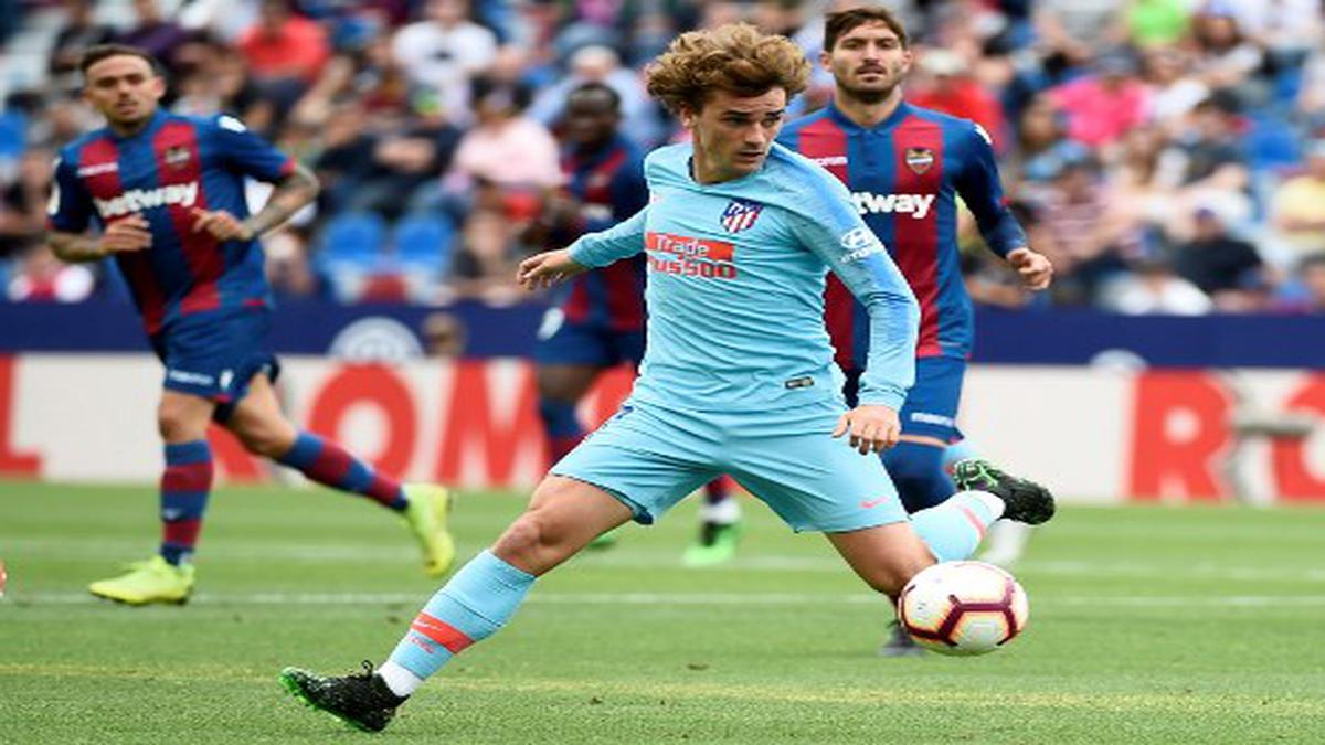 Griezmann defies Atletico Madrid by missing pre-season gathering, says club spokesman