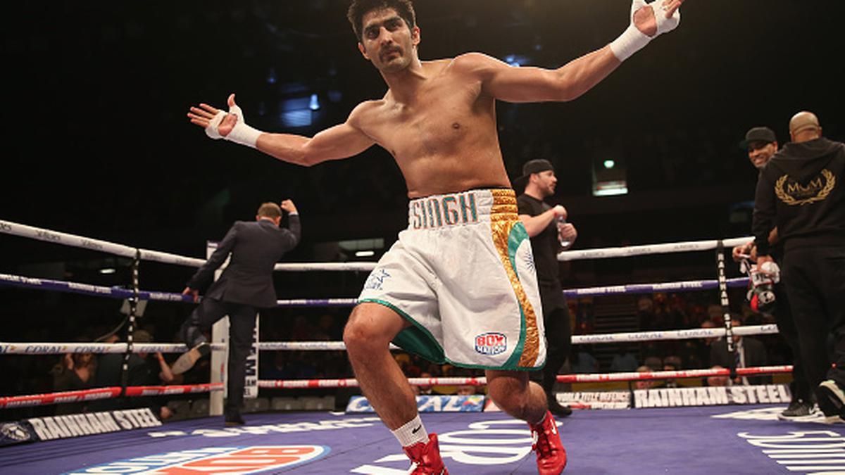 Vijender Singh challenges Amir Khan, says he is ready for a bout